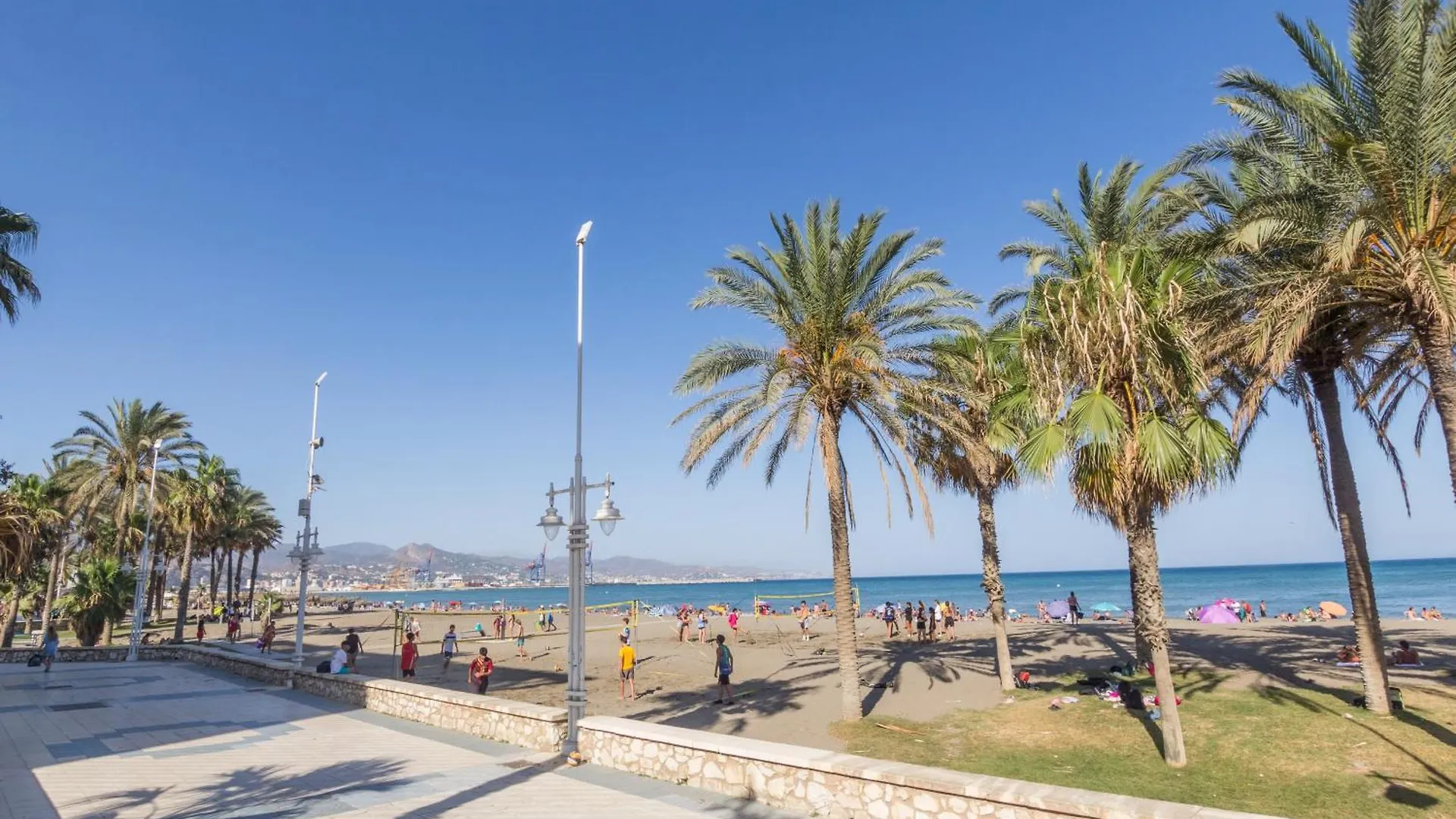 Estudio A 200 Metros De La Playa Malaga Spain